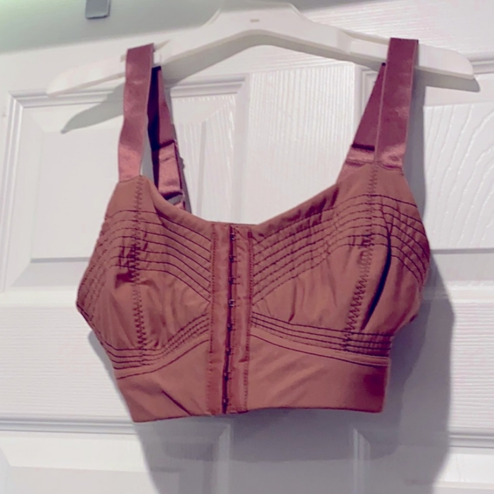 Fabletics Kelly Rowland Ines Sports Bra - Picture 3 of 5